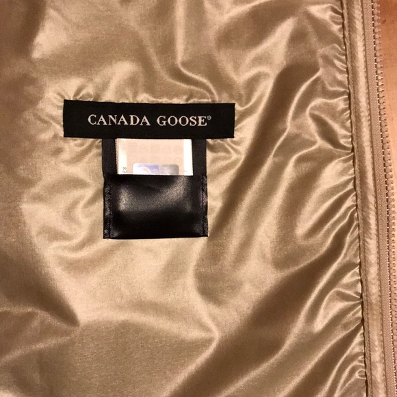 SOLD-Canada Goose Sandpoint Jacket, - Picture 4 of 8